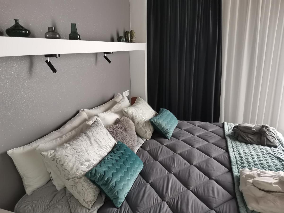 Fg Albayzin Apartamento Deluxe Con Terraza Vistas Y Parking Gratis Leilighet Granada Eksteriør bilde