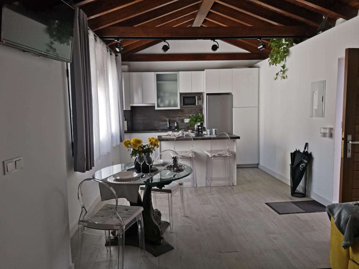 Fg Albayzin Apartamento Deluxe Con Terraza Vistas Y Parking Gratis Leilighet Granada Eksteriør bilde