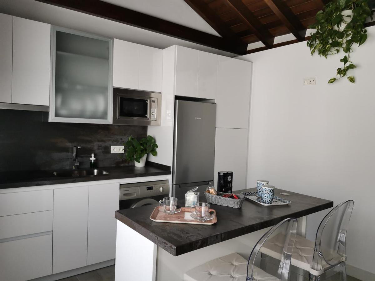 Fg Albayzin Apartamento Deluxe Con Terraza Vistas Y Parking Gratis Leilighet Granada Eksteriør bilde