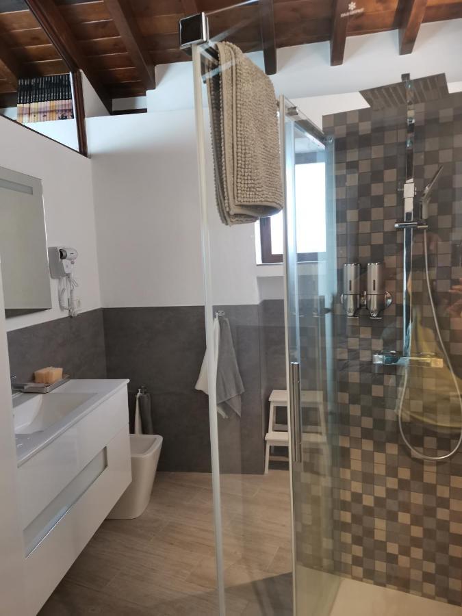 Fg Albayzin Apartamento Deluxe Con Terraza Vistas Y Parking Gratis Leilighet Granada Eksteriør bilde